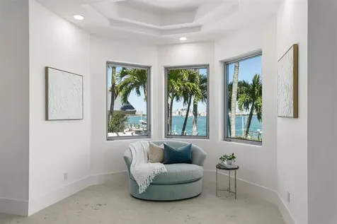 259 Robin Drive Sarasota FL 34236