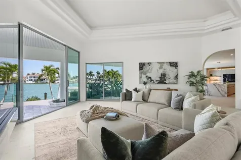 259 Robin Drive Sarasota FL 34236