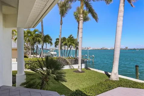 259 Robin Drive Sarasota FL 34236