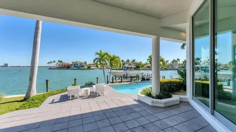 259 Robin Drive Sarasota FL 34236