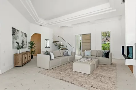 259 Robin Drive Sarasota FL 34236