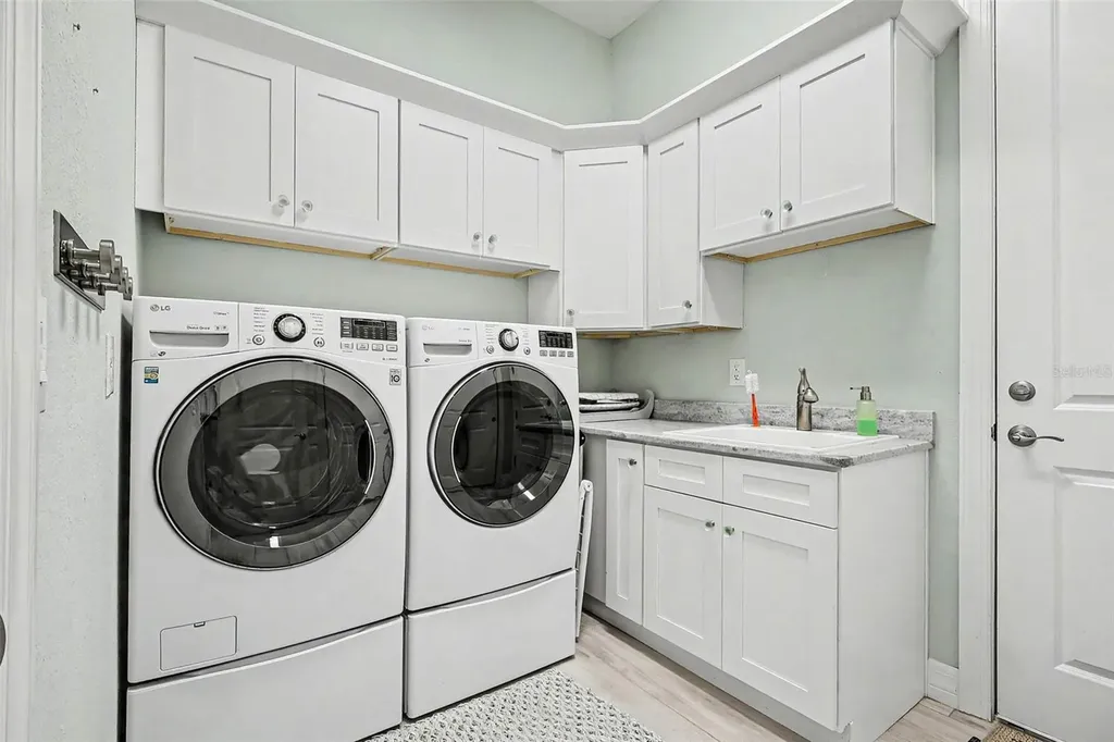 4227 NW 28th Street Cape Coral FL 33993