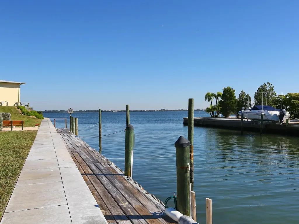 6400 Flotilla Drive Holmes Beach FL 34217