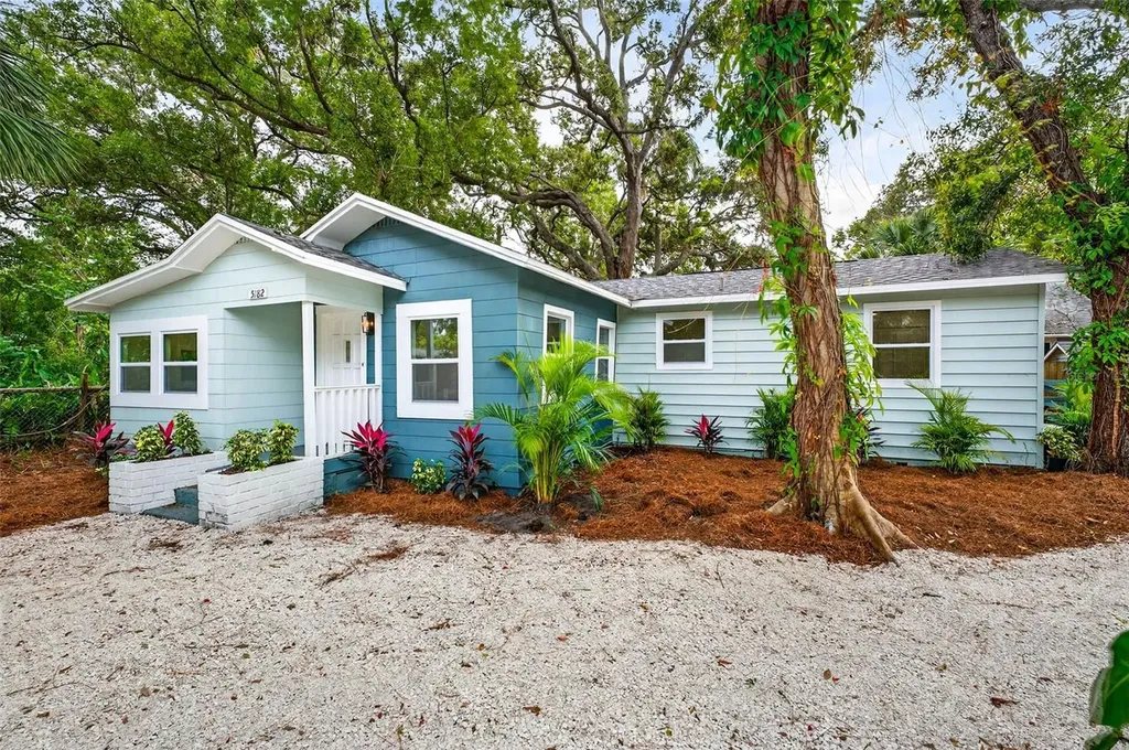 5182 25th Avenue S Gulfport FL 33707