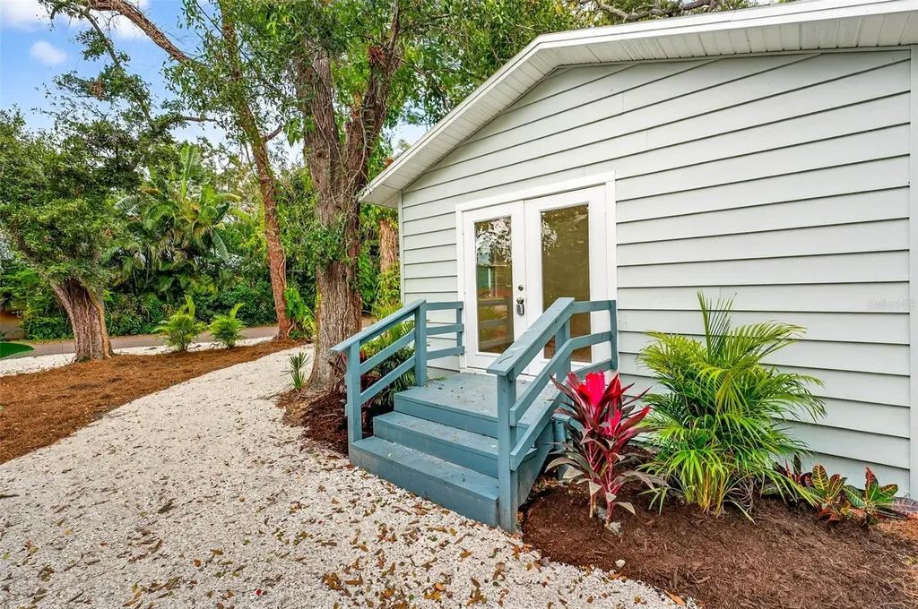 5182 25th Avenue S Gulfport FL 33707