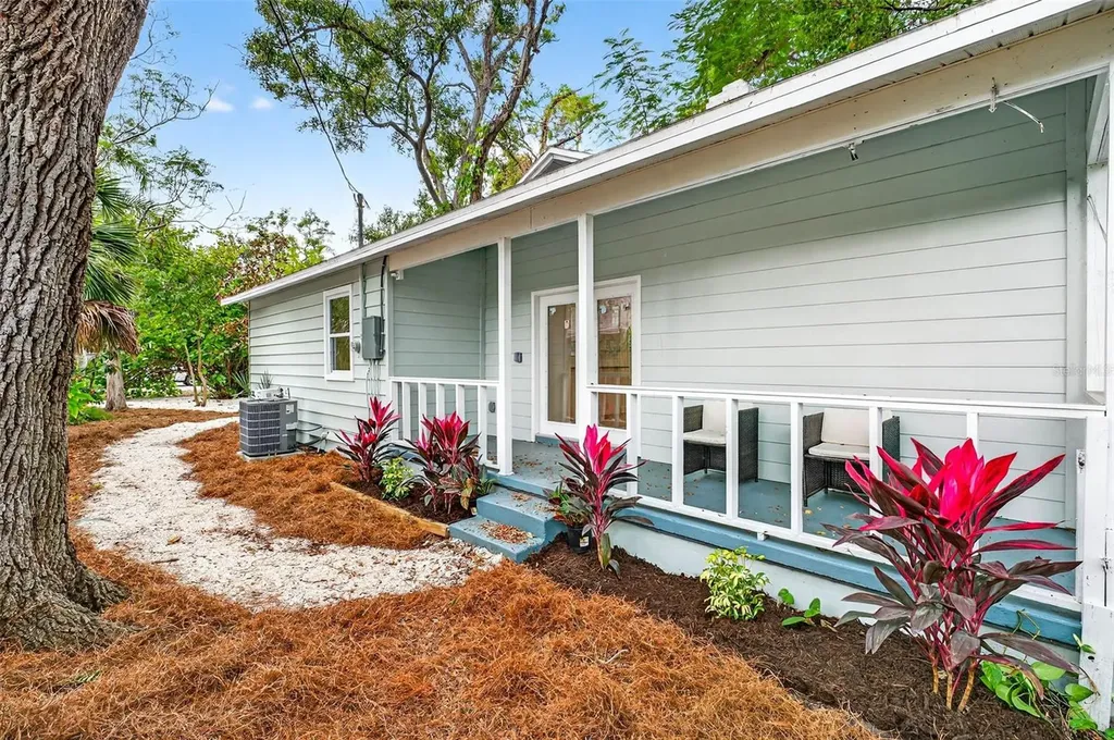 5182 25th Avenue S Gulfport FL 33707