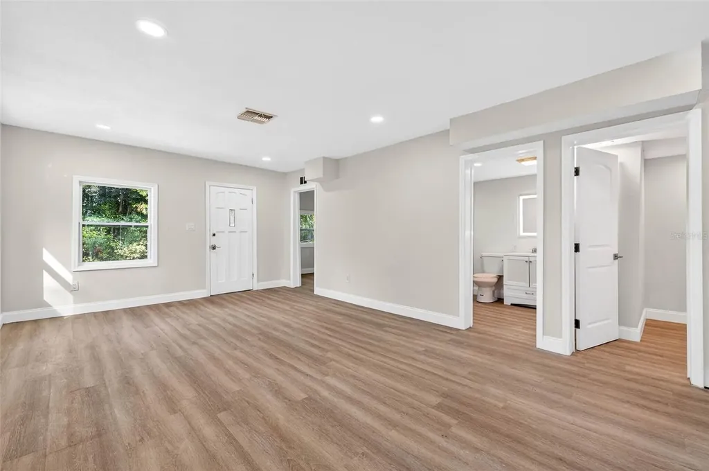 5182 25th Avenue S Gulfport FL 33707