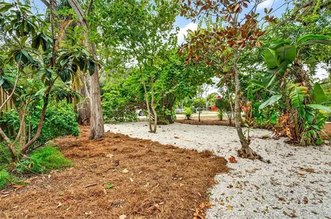 5182 25th Avenue S Gulfport FL 33707