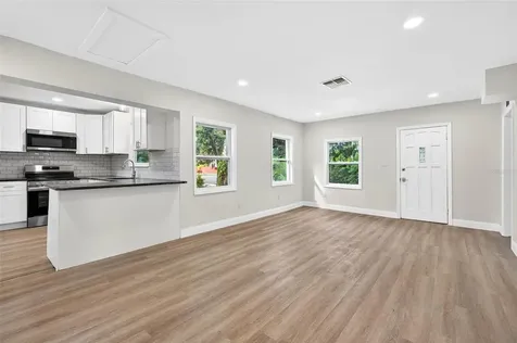 5182 25th Avenue S Gulfport FL 33707