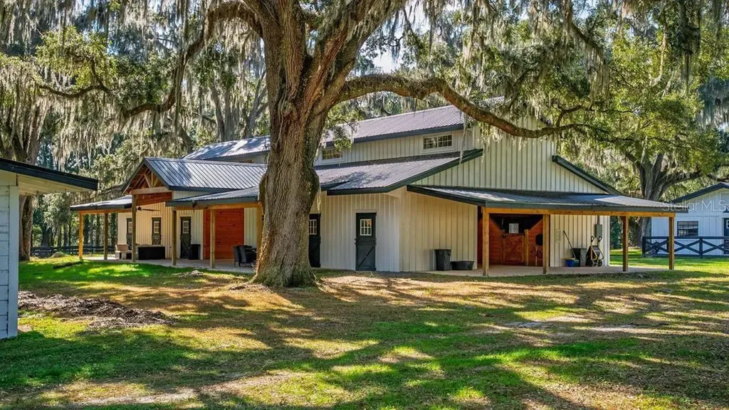 8583 NW 130th Street Reddick FL 32686