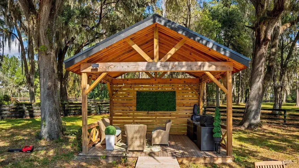 8583 NW 130th Street Reddick FL 32686