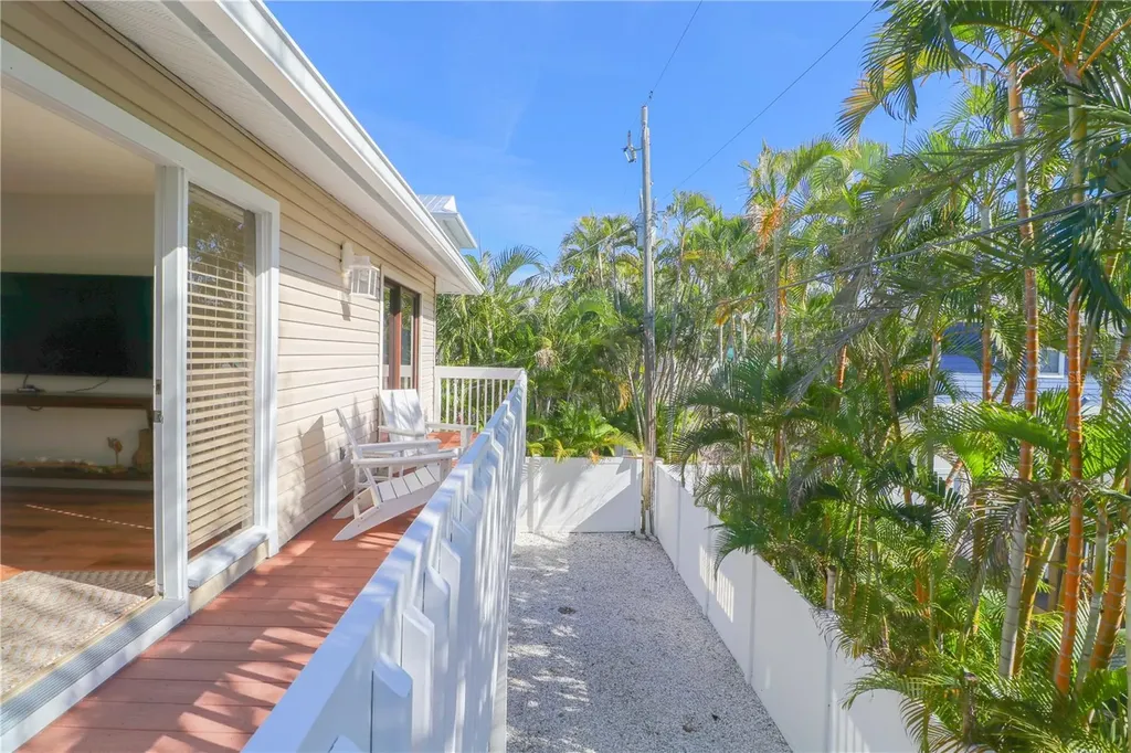 213 71st Street Holmes Beach FL 34217