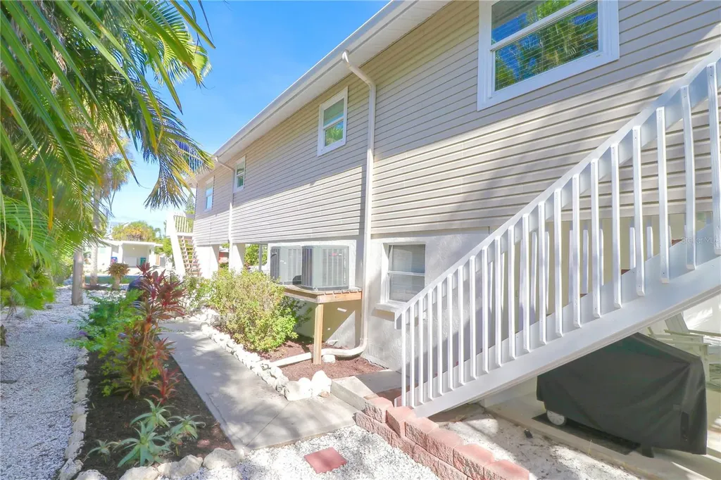 213 71st Street Holmes Beach FL 34217