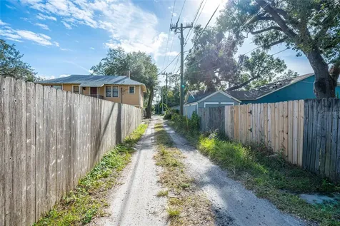 1010 Elm Avenue Sanford FL 32771