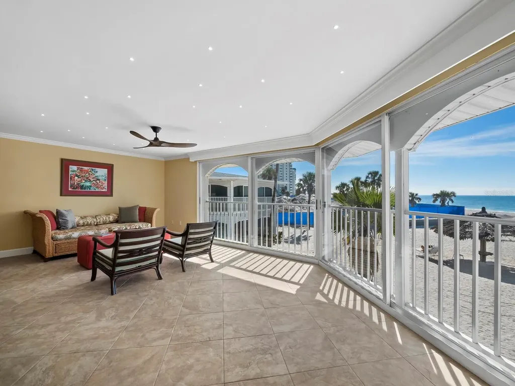 1336 Benjamin Franklin Drive Sarasota FL 34236