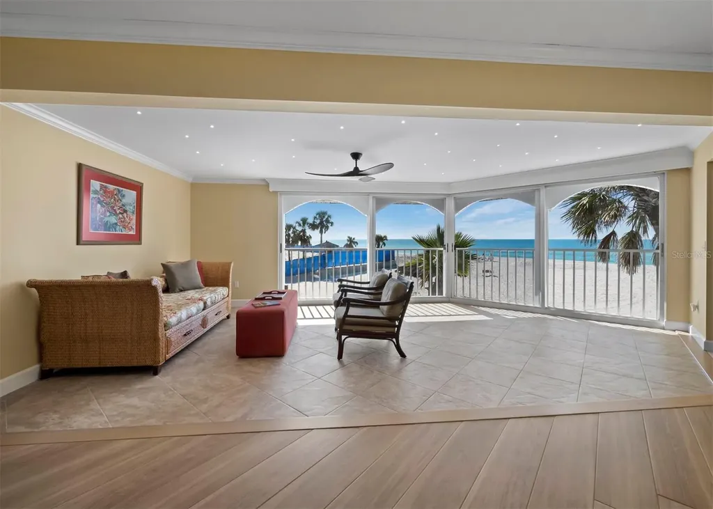 1336 Benjamin Franklin Drive Sarasota FL 34236