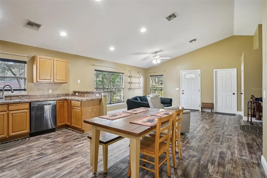 4542 Lemon Street Lady Lake FL 32159