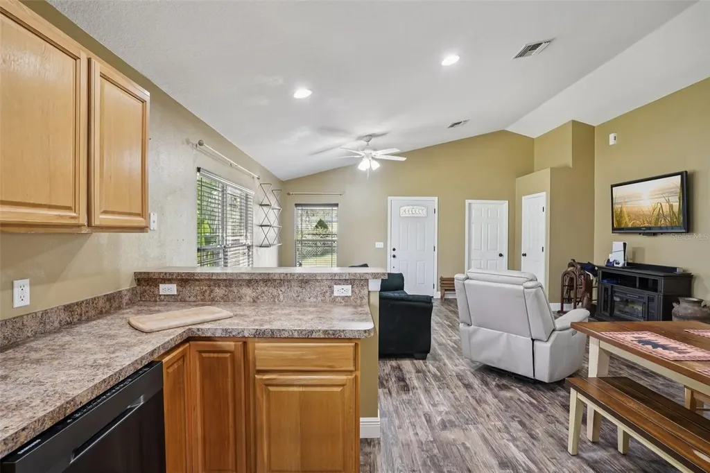 4542 Lemon Street Lady Lake FL 32159