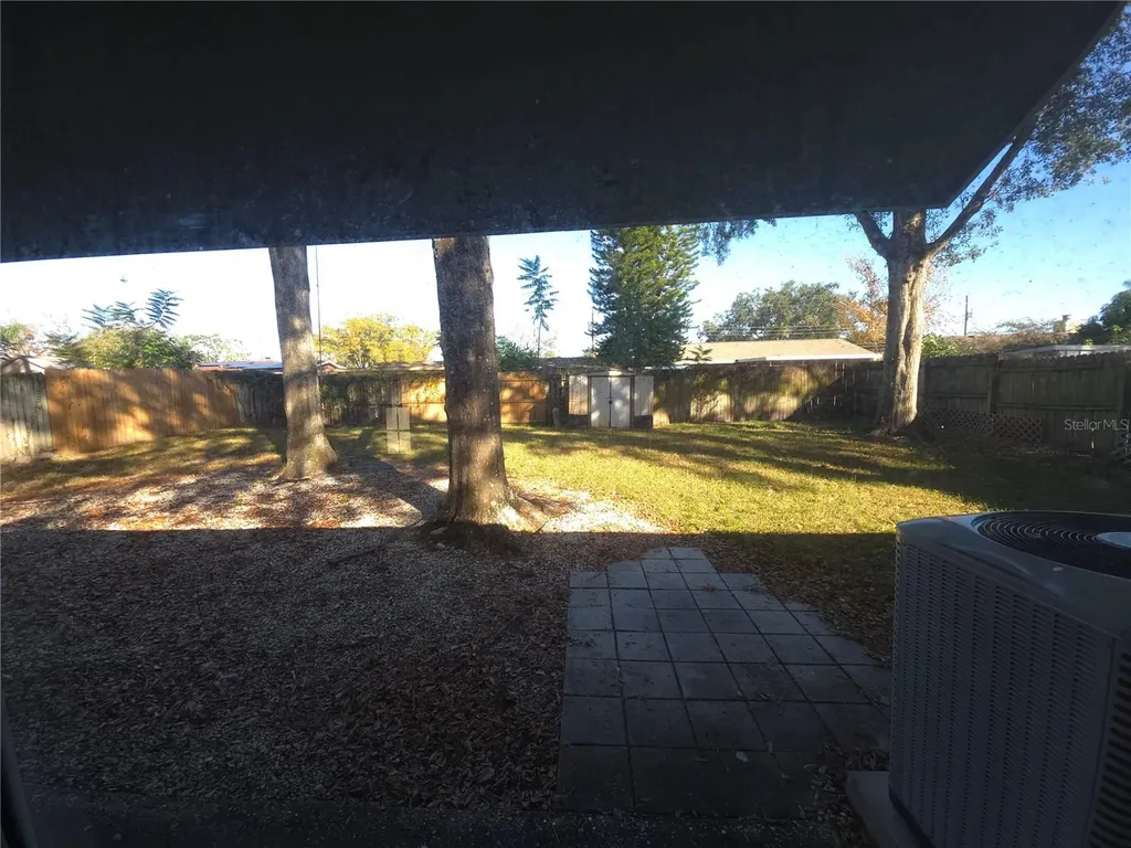 7604 N Sanibel Circle Temple Terrace FL 33637