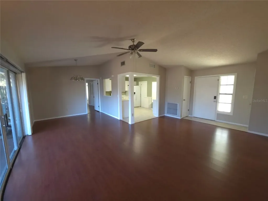 7604 N Sanibel Circle Temple Terrace FL 33637