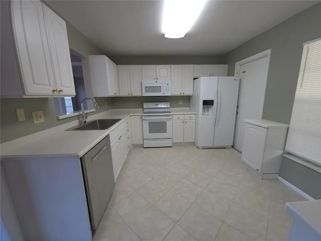7604 N Sanibel Circle Temple Terrace FL 33637
