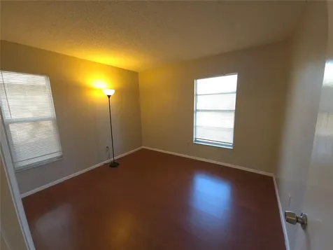 7604 N Sanibel Circle Temple Terrace FL 33637