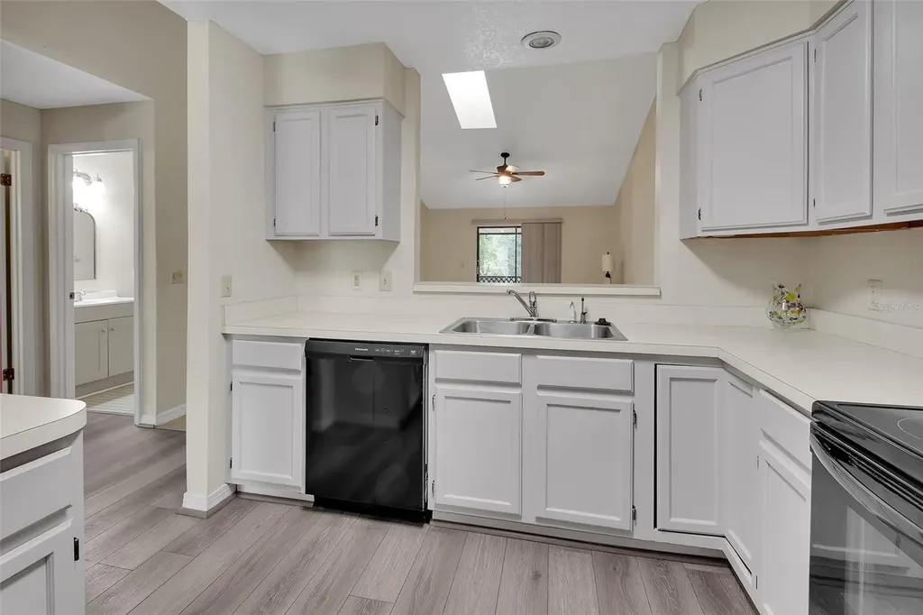 526 Hemingway Court Deland FL 32720