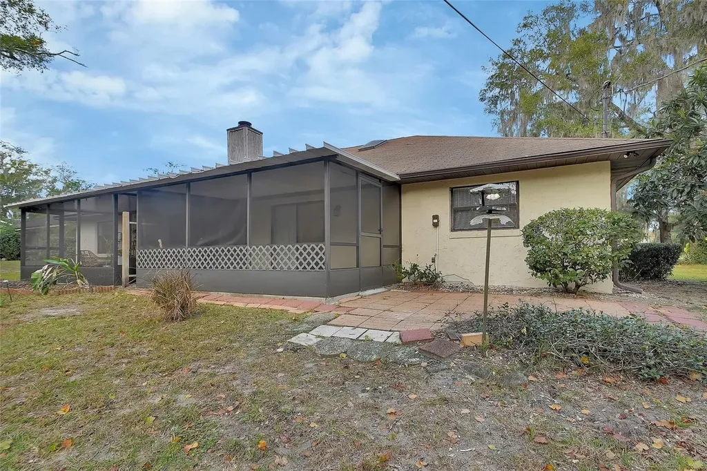 526 Hemingway Court Deland FL 32720