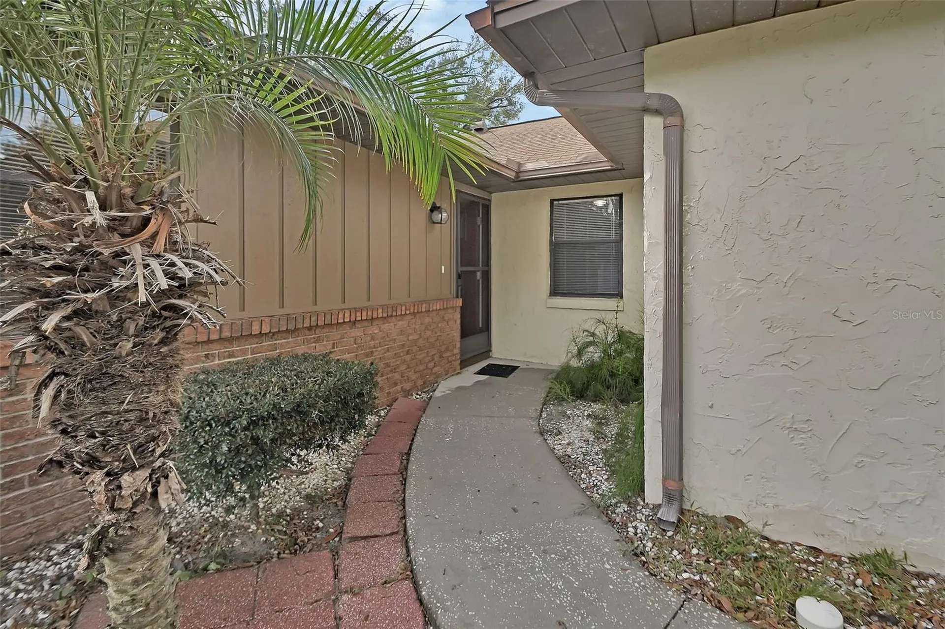 526 Hemingway Court Deland FL 32720