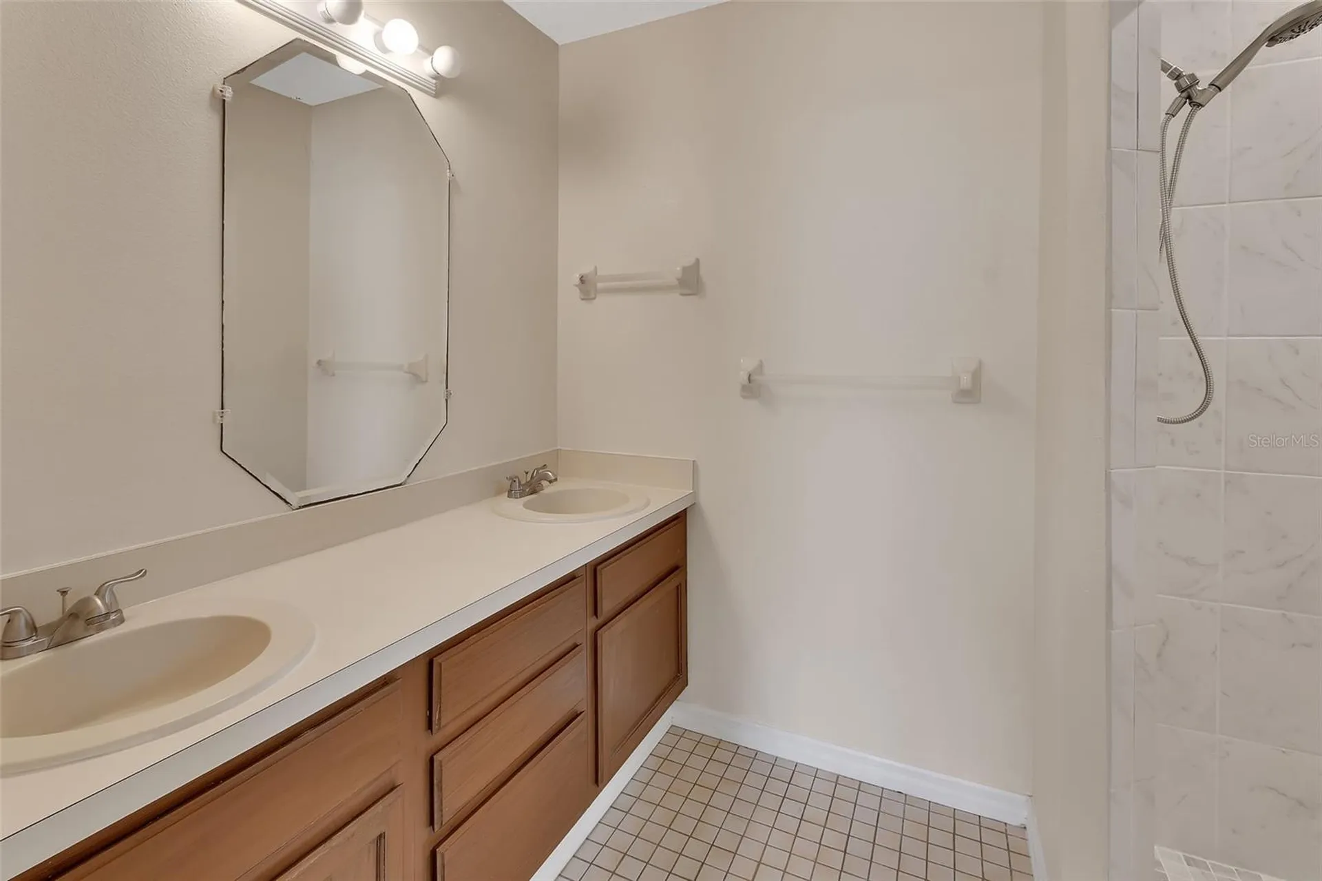 526 Hemingway Court Deland FL 32720