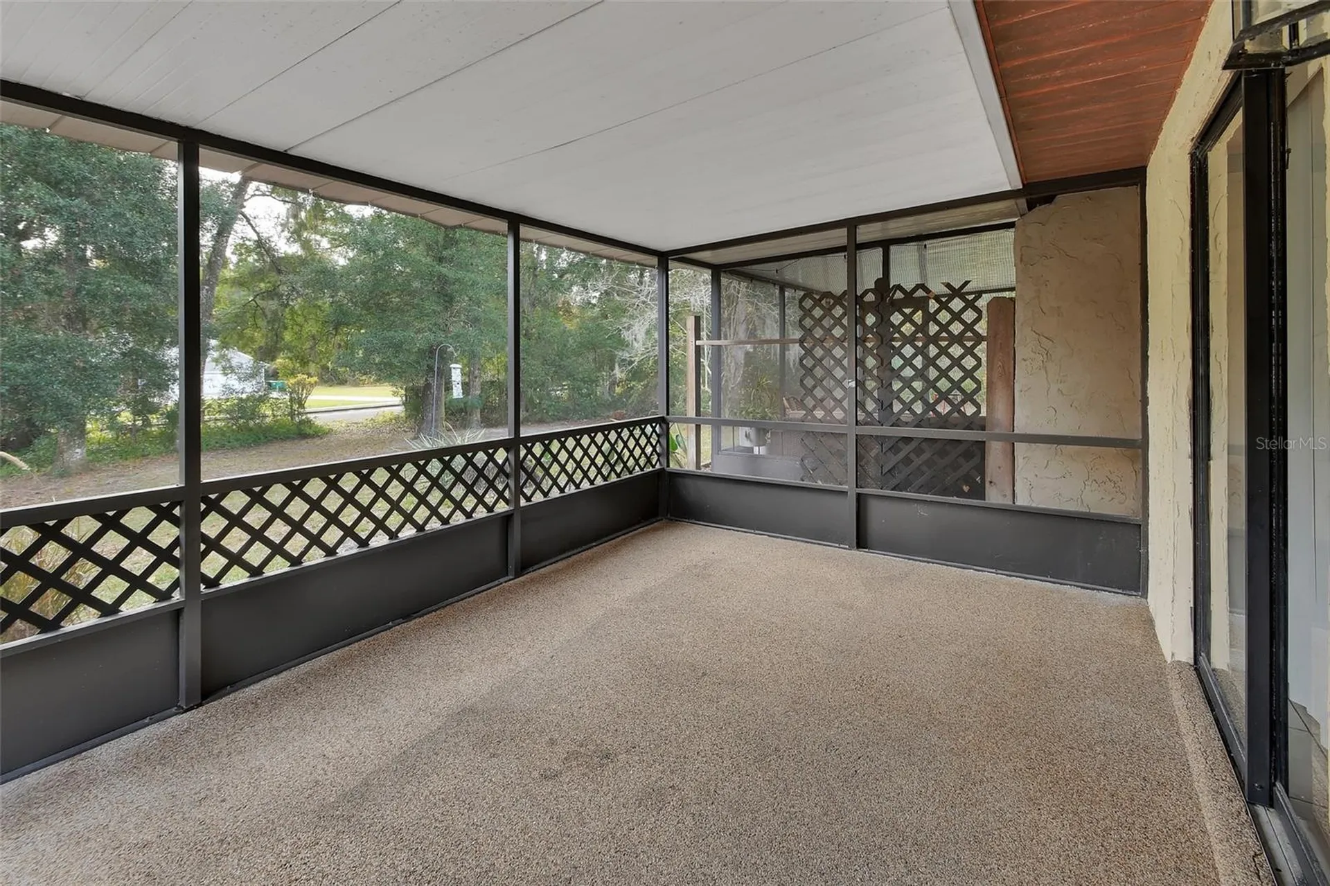 526 Hemingway Court Deland FL 32720