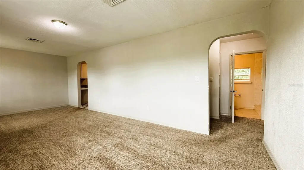 1112 Carlton Avenue Lake Wales FL 33853