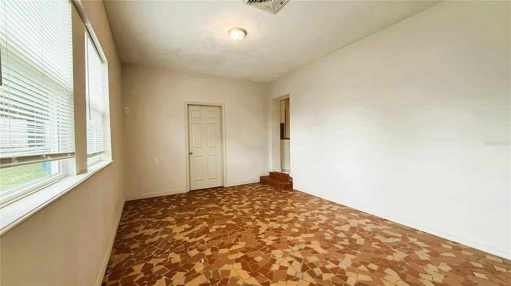 1112 Carlton Avenue Lake Wales FL 33853