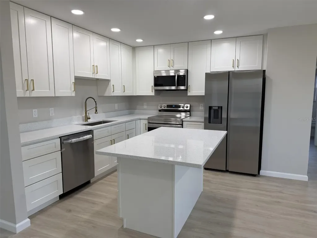 6224 7th Avenue Drive W Bradenton FL 34209