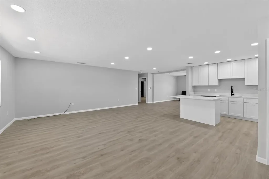 6224 7th Avenue Drive W Bradenton FL 34209