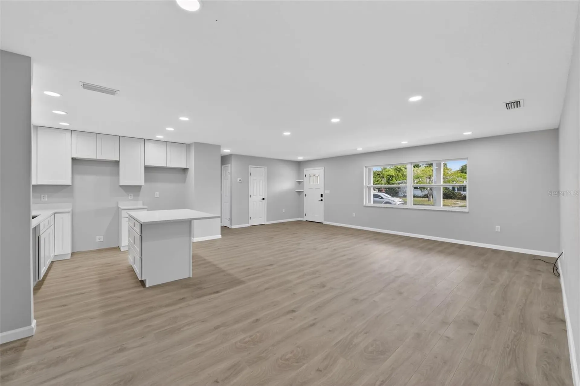 6224 7th Avenue Drive W Bradenton FL 34209