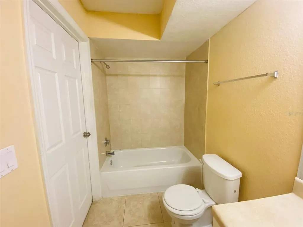 5773 Gatlin Avenue Orlando FL 32822