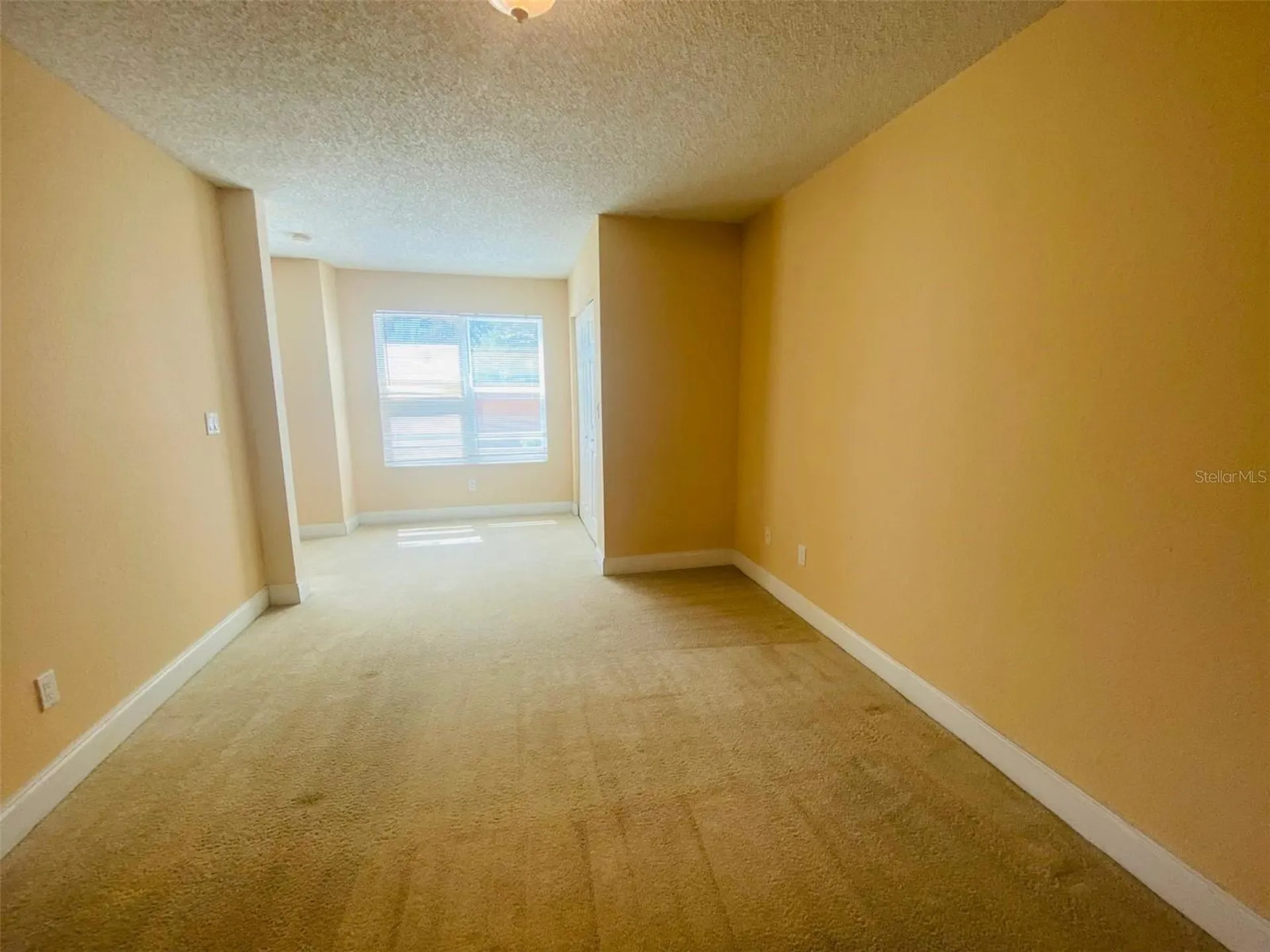 5773 Gatlin Avenue Orlando FL 32822