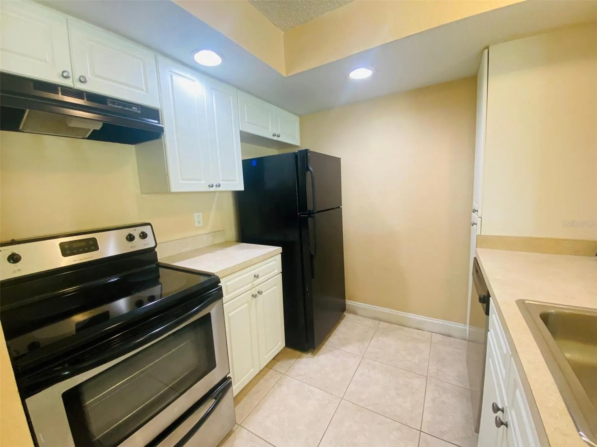 5773 Gatlin Avenue Orlando FL 32822