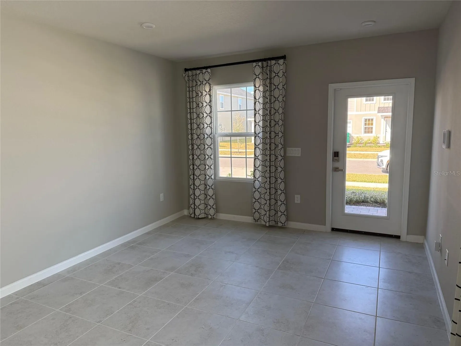 1200 Port Blue Way Lady Lake FL 32159