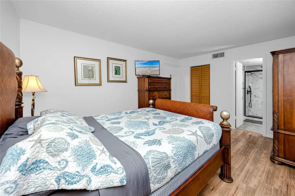 6113 Palma Del Mar Boulevard S St Petersburg FL 33715