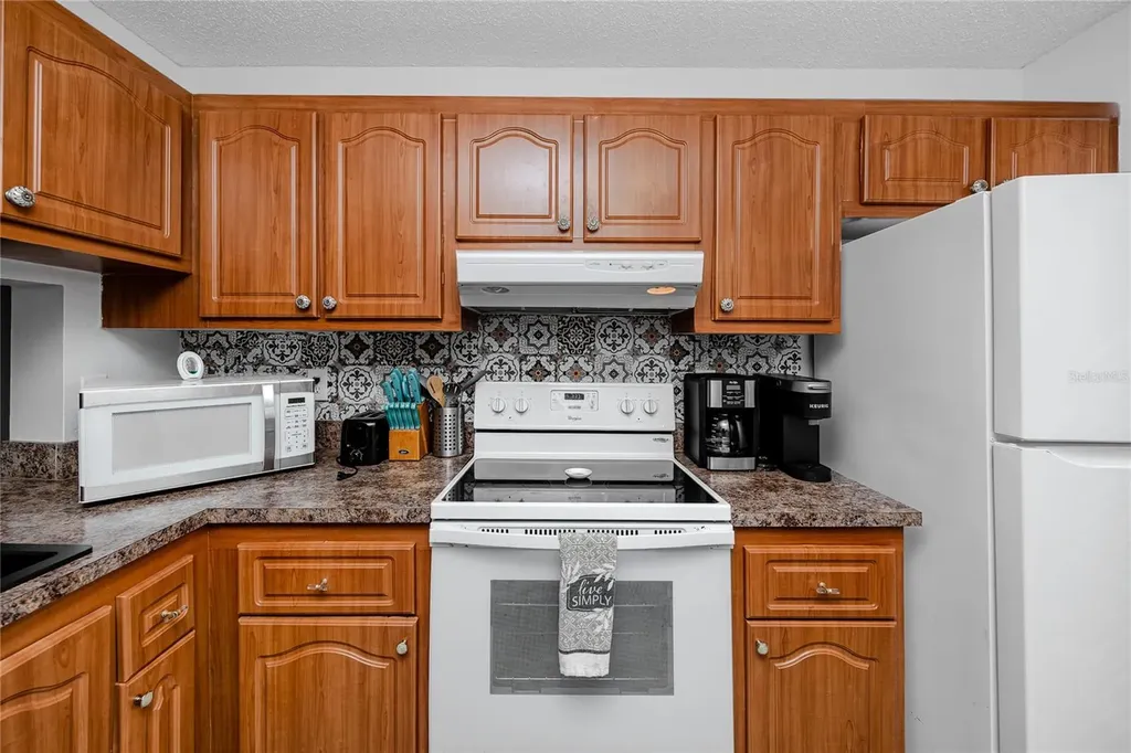6113 Palma Del Mar Boulevard S St Petersburg FL 33715