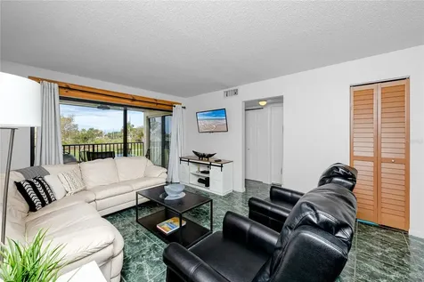 6113 Palma Del Mar Boulevard S St Petersburg FL 33715