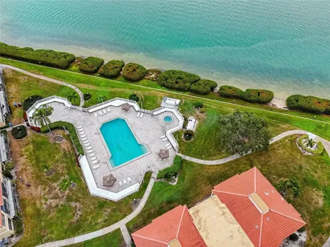 6113 Palma Del Mar Boulevard S St Petersburg FL 33715