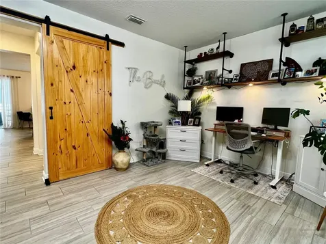 3704 W Wyoming Avenue Tampa FL 33611
