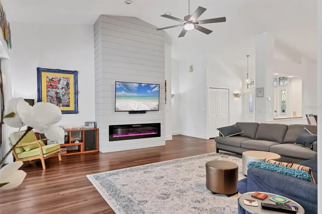 4305 Highland Oaks Circle Sarasota FL 34235