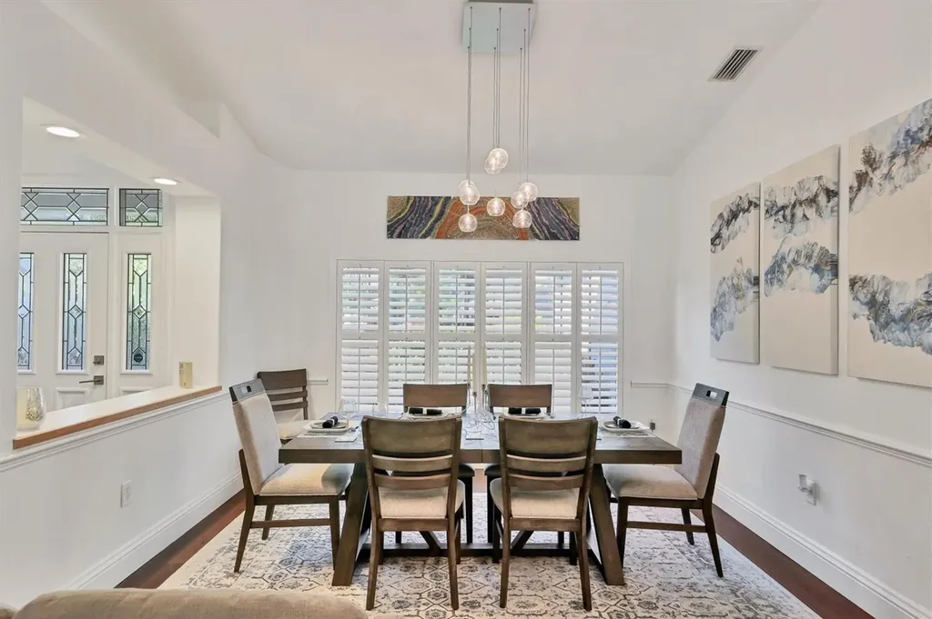 4305 Highland Oaks Circle Sarasota FL 34235