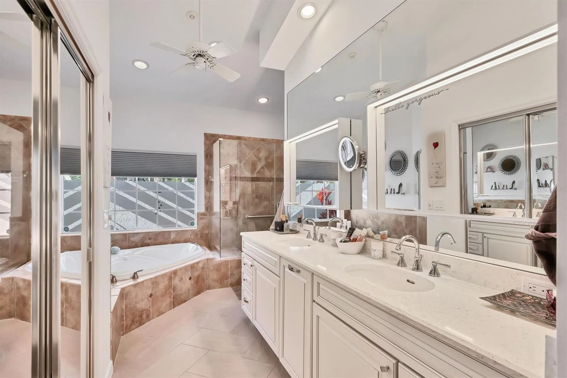 4305 Highland Oaks Circle Sarasota FL 34235