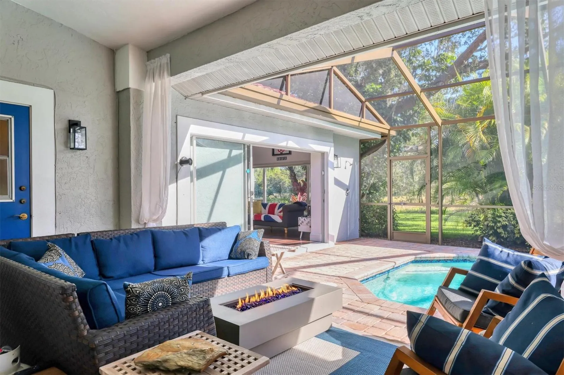 4305 Highland Oaks Circle Sarasota FL 34235