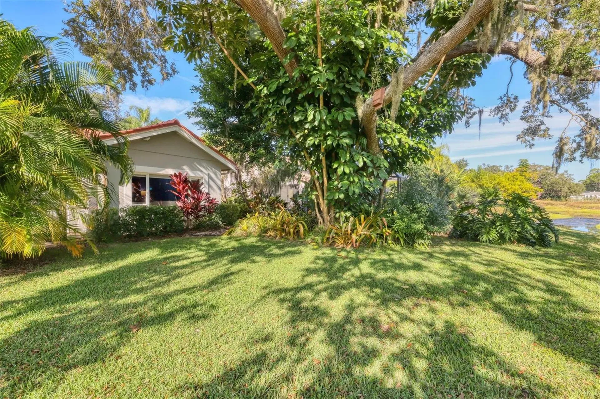 4305 Highland Oaks Circle Sarasota FL 34235